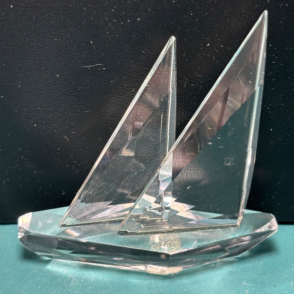 Sailboat Figurine Clear Faceted Crystal Glass Nautical Decor Paperweight 2.75"